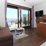 Appartement With Parking Space - 24419